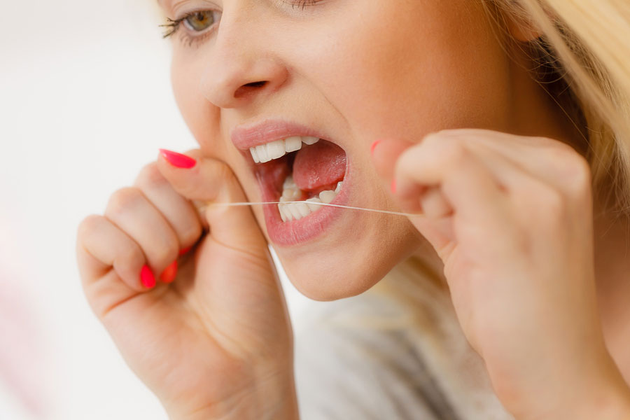 Waterpik vs. Floss Which Works Better for Flossing Your Teeth